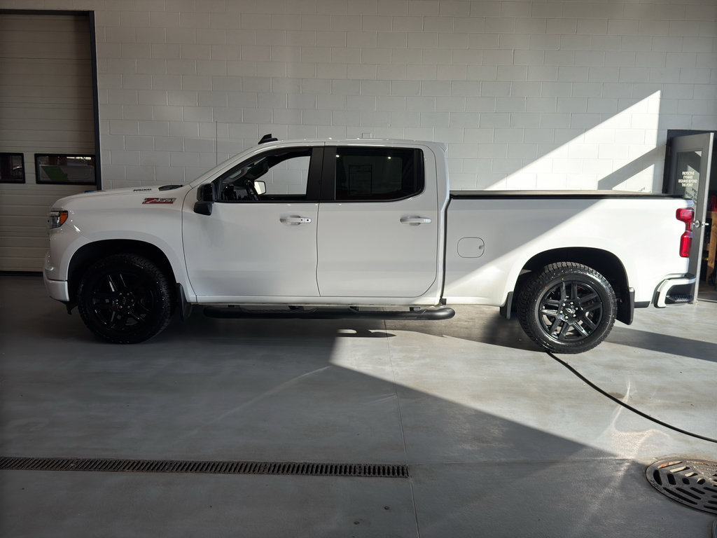 Used 2024 Chevrolet Silverado 1500 RST w/ True North Edition Plus AWD/4WD image 2