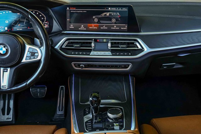 Used 2022 BMW X7 xDrive40i w/ M Sport Package image 9