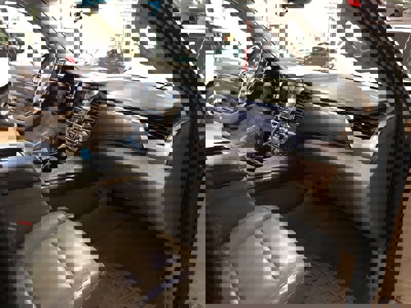 Used 2019 Chevrolet Suburban LT w/ LT Signature Package image 21