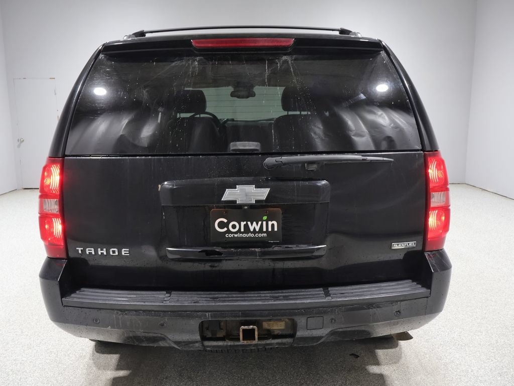 Used 2007 Chevrolet Tahoe LTZ w/ LTZ Preferred Equipment Group AWD/4WD image 3