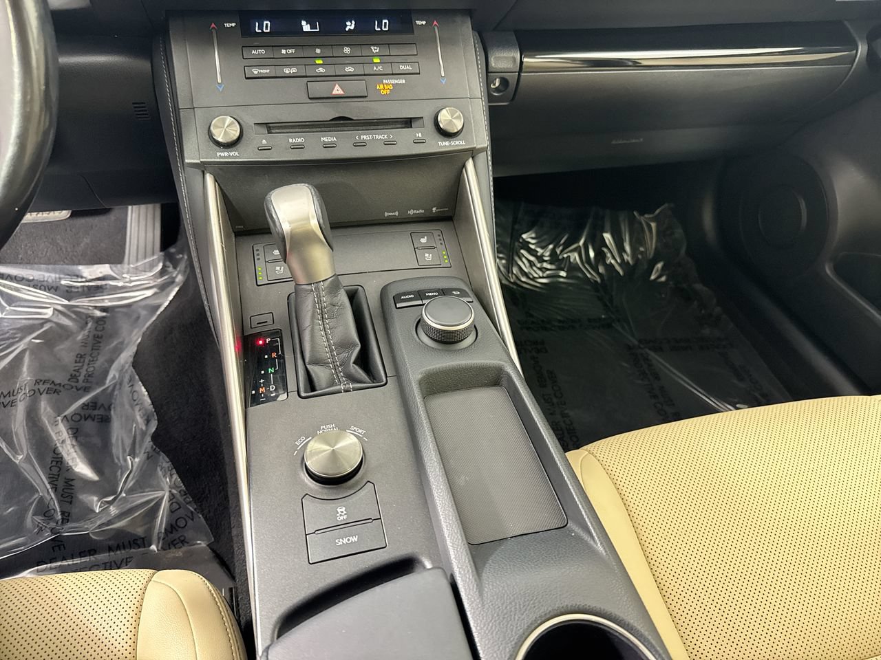 Used 2016 Lexus IS 300 AWD w/ Premium Package image 19