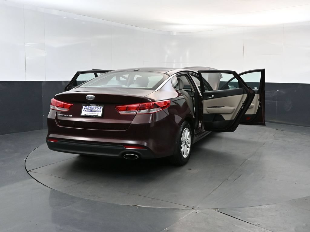 Used 2016 Kia Optima LX FWD image 28