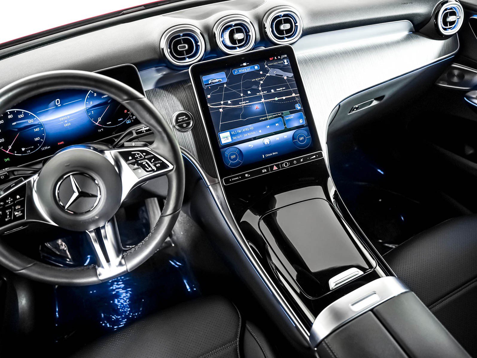Used 2026 Mercedes-Benz GLC 300 image 18