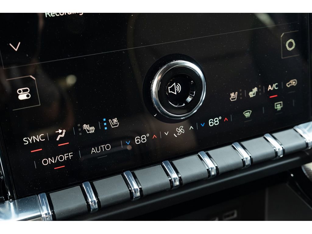 New 2026 GMC Yukon Elevation image 28