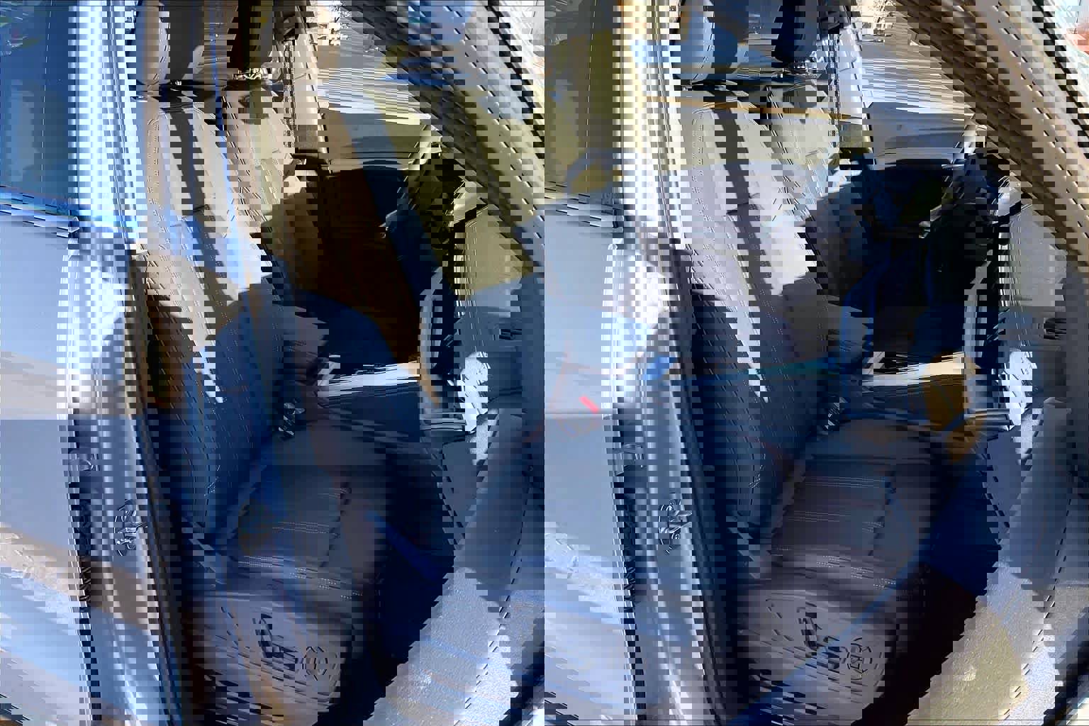 Used 2025 Audi Q5 Premium w/ Convenience Package image 8