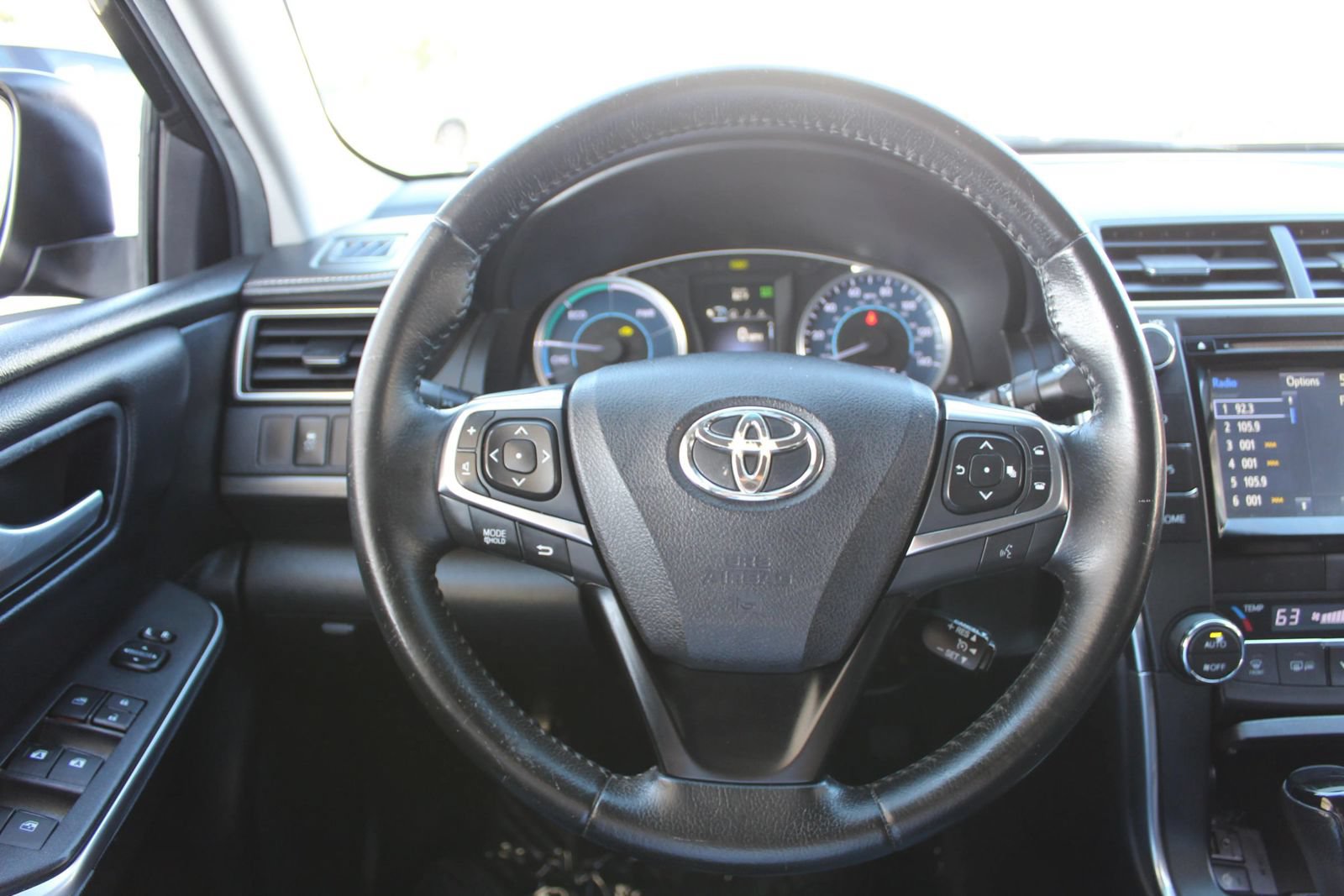 Used 2015 Toyota Camry XLE w/ Moonroof Package FWD image 15