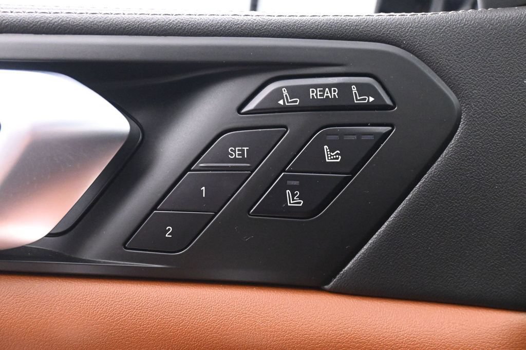 Used 2024 BMW X7 M60i w/ Executive Package AWD/4WD image 53