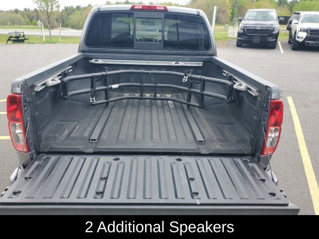 Used 2021 Nissan Frontier SV w/ Midnight Edition Floor Mats AWD/4WD image 13
