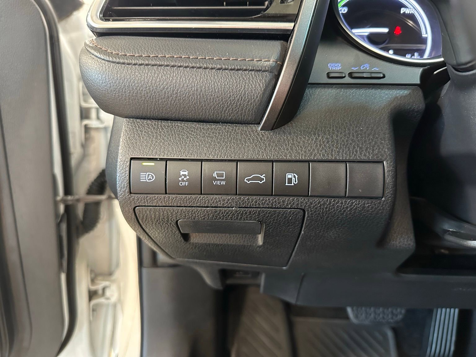 Used 2018 Toyota Camry XLE w/ Audio Package FWD image 21