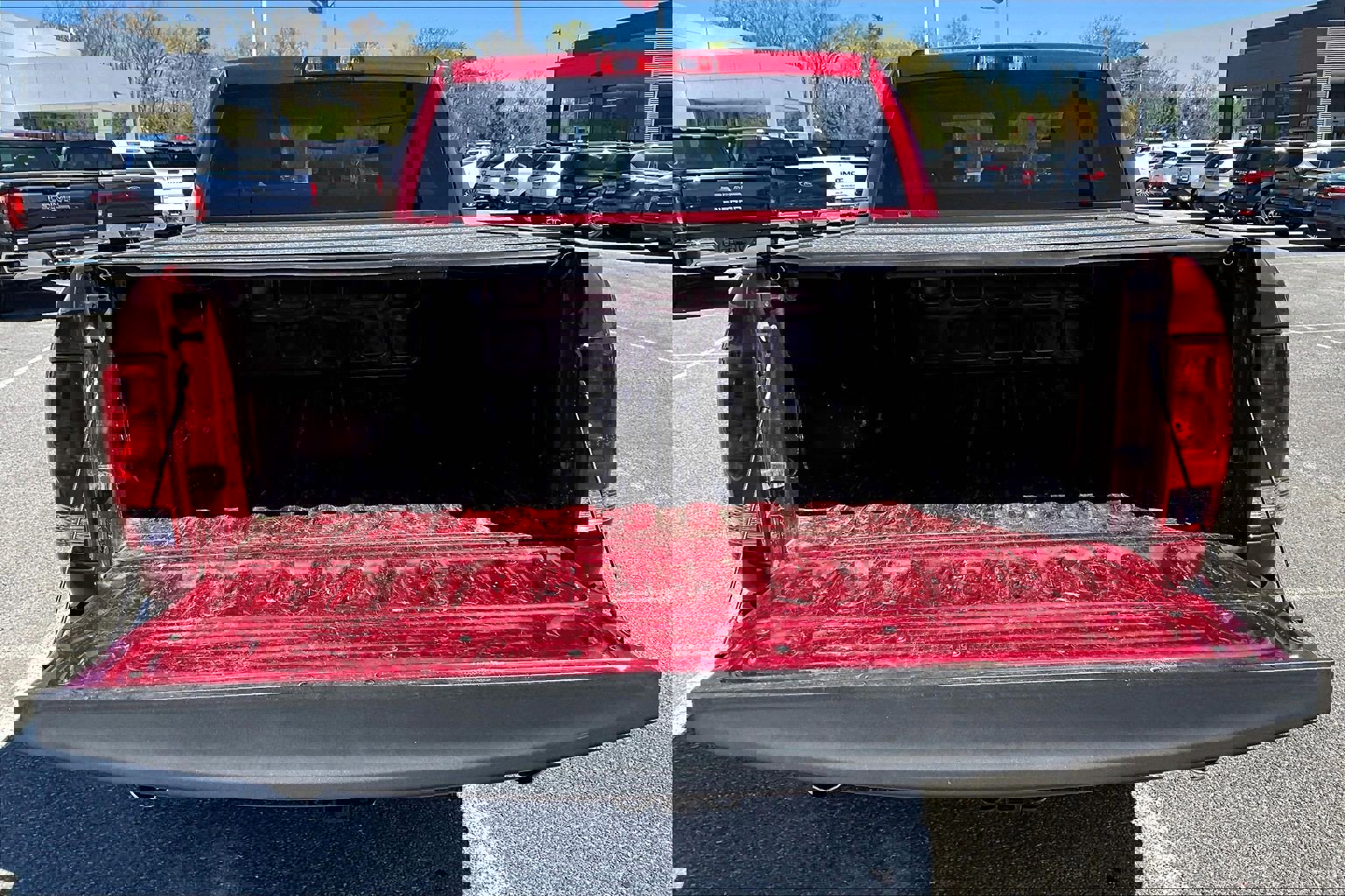 Used 2014 RAM 1500 Express image 31