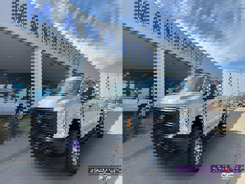 New 2026 Ford F250 XL image 1