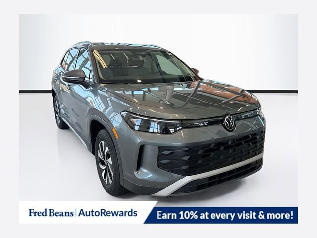 New 2026 Volkswagen Tiguan S AWD/4WD image 1