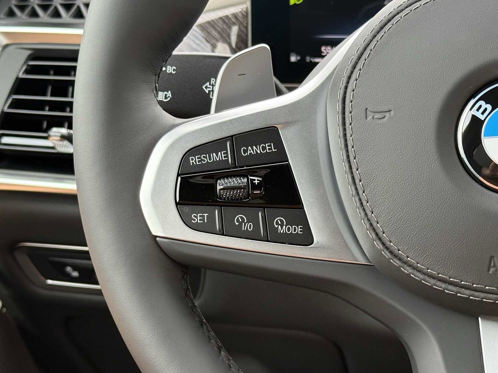 New 2026 BMW X7 xDrive40i w/ Executive Package image 17