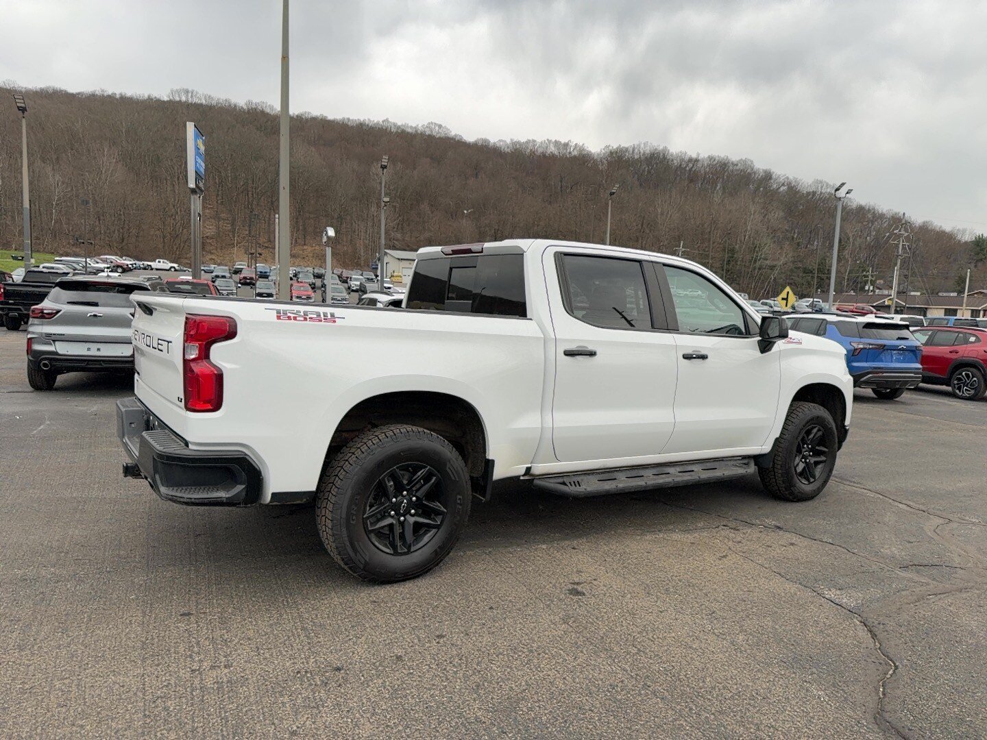 Used 2021 Chevrolet Silverado 1500 LT Trail Boss w/ Convenience Package II AWD/4WD image 5