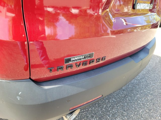 Used 2022 Chevrolet Traverse RS FWD image 8