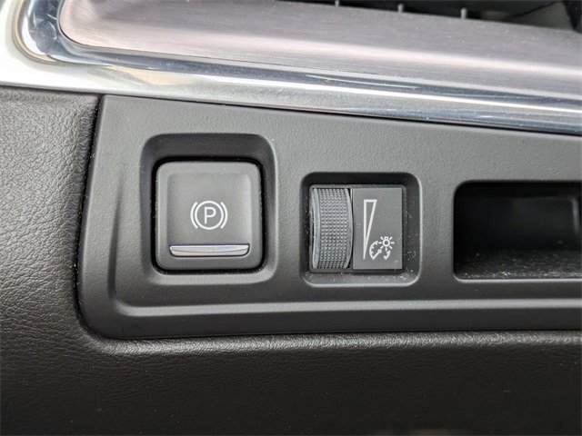 Used 2019 Cadillac XT5 Premium Luxury image 28