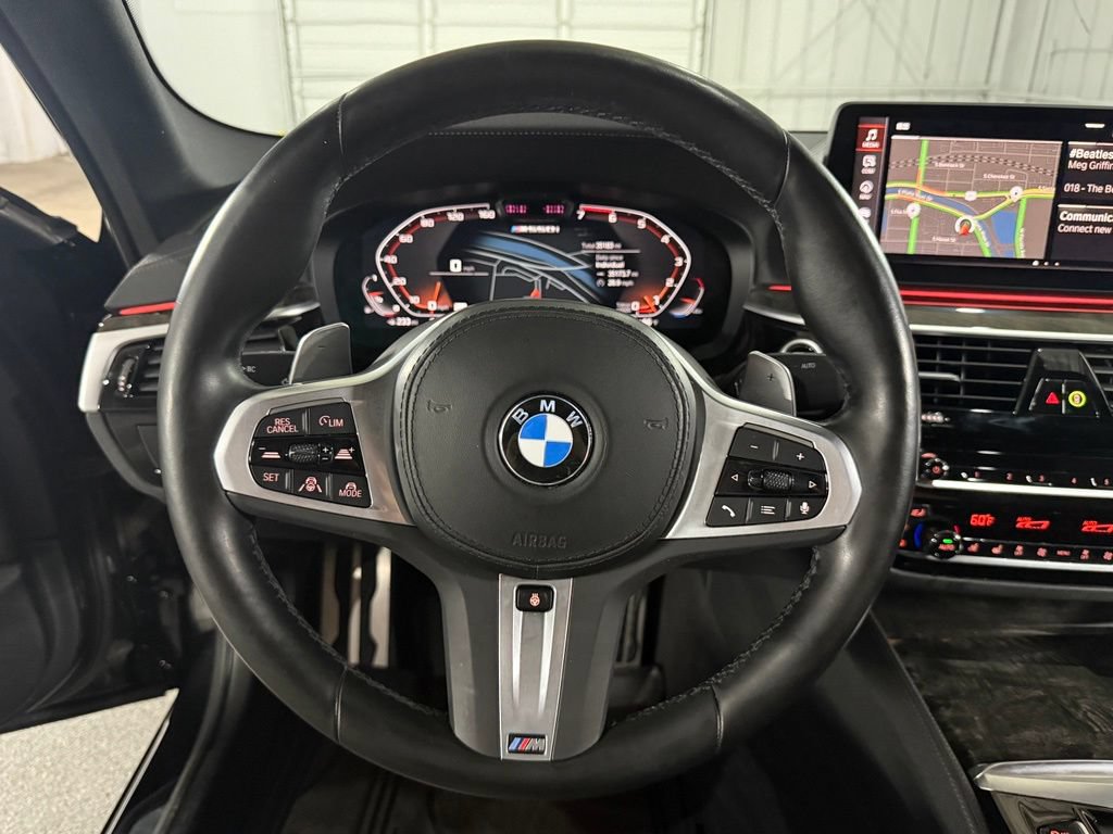 Used 2023 BMW M550i xDrive w/ Executive Package AWD/4WD image 32
