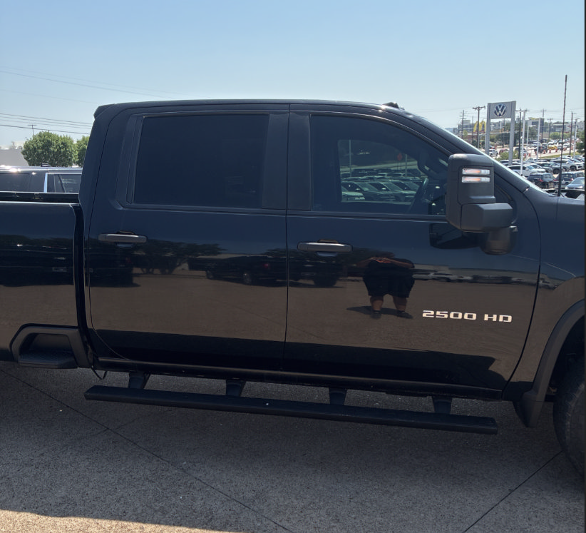 Used 2022 Chevrolet Silverado 2500 Custom w/ Custom Value Package AWD/4WD image 9