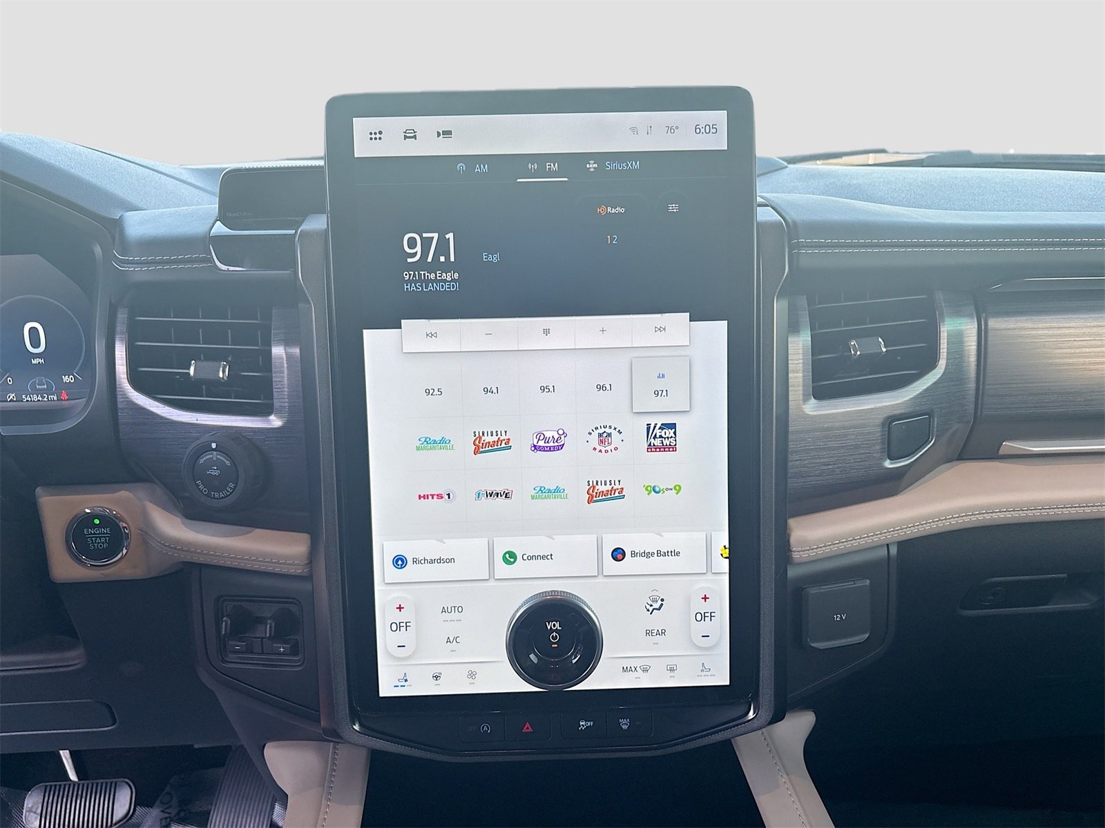 Used 2022 Ford Expedition Platinum image 15