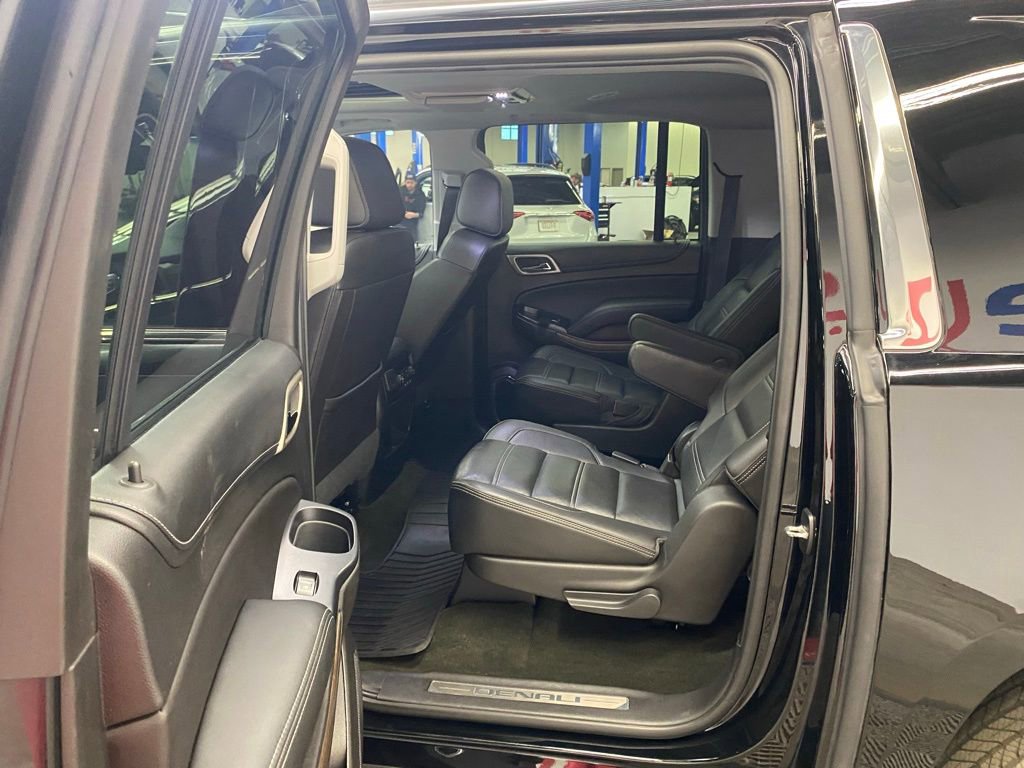 Used 2018 GMC Yukon XL Denali w/ Denali Ultimate Package image 17