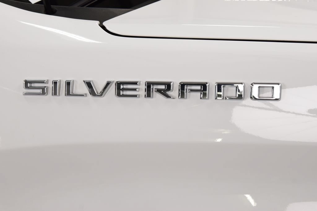 Used 2024 Chevrolet Silverado 1500 Custom AWD/4WD image 16
