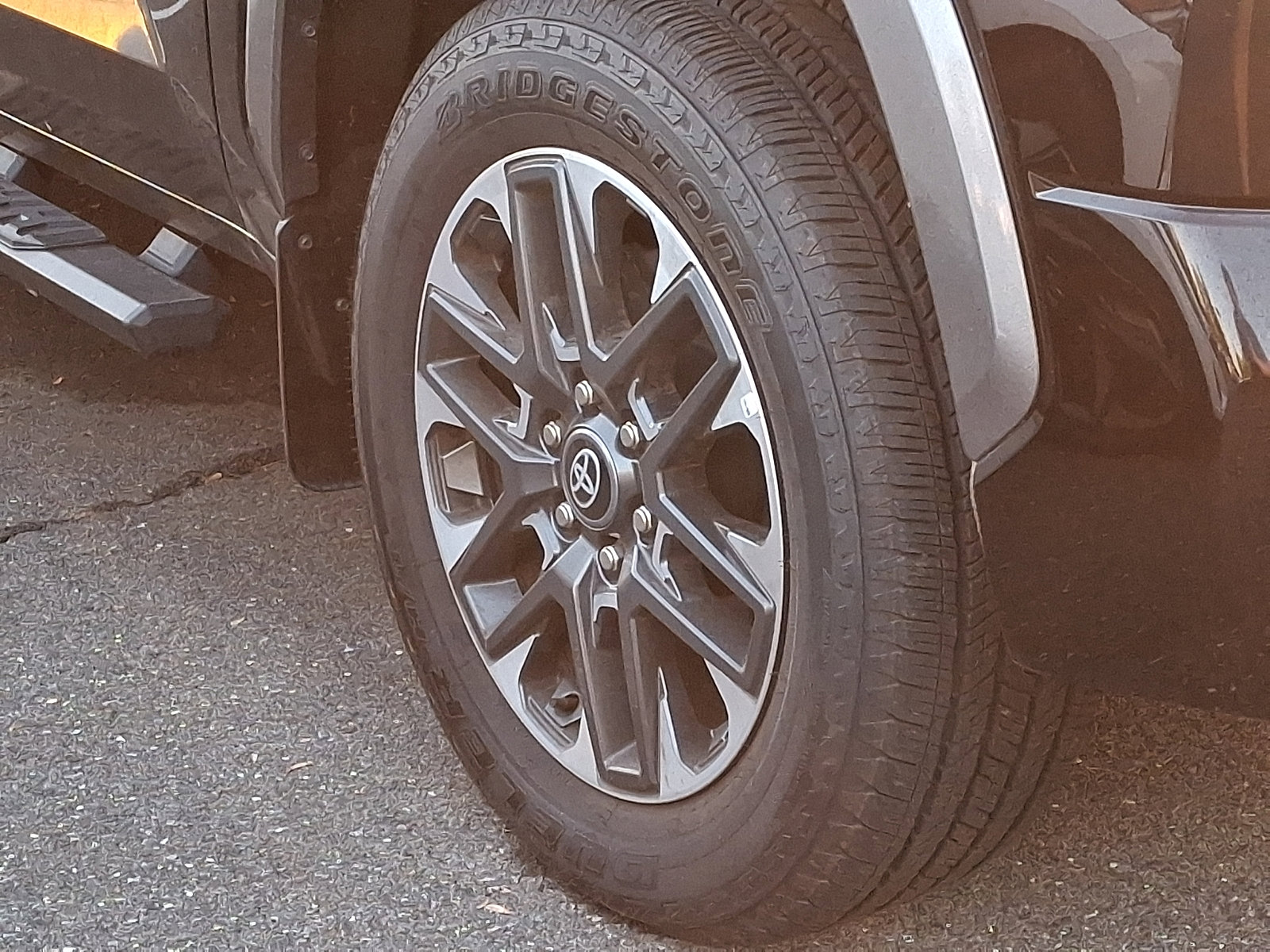 Used 2025 Toyota Tundra Limited image 6