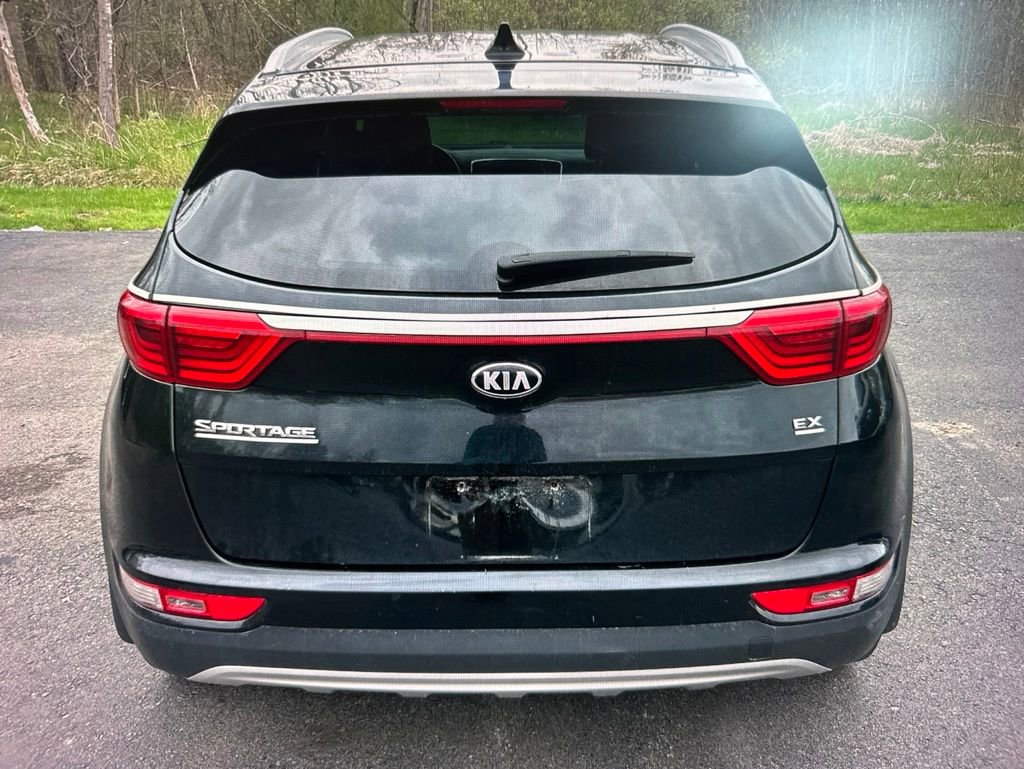 Used 2018 Kia Sportage EX w/ EX Sport Appearance Package AWD/4WD image 4