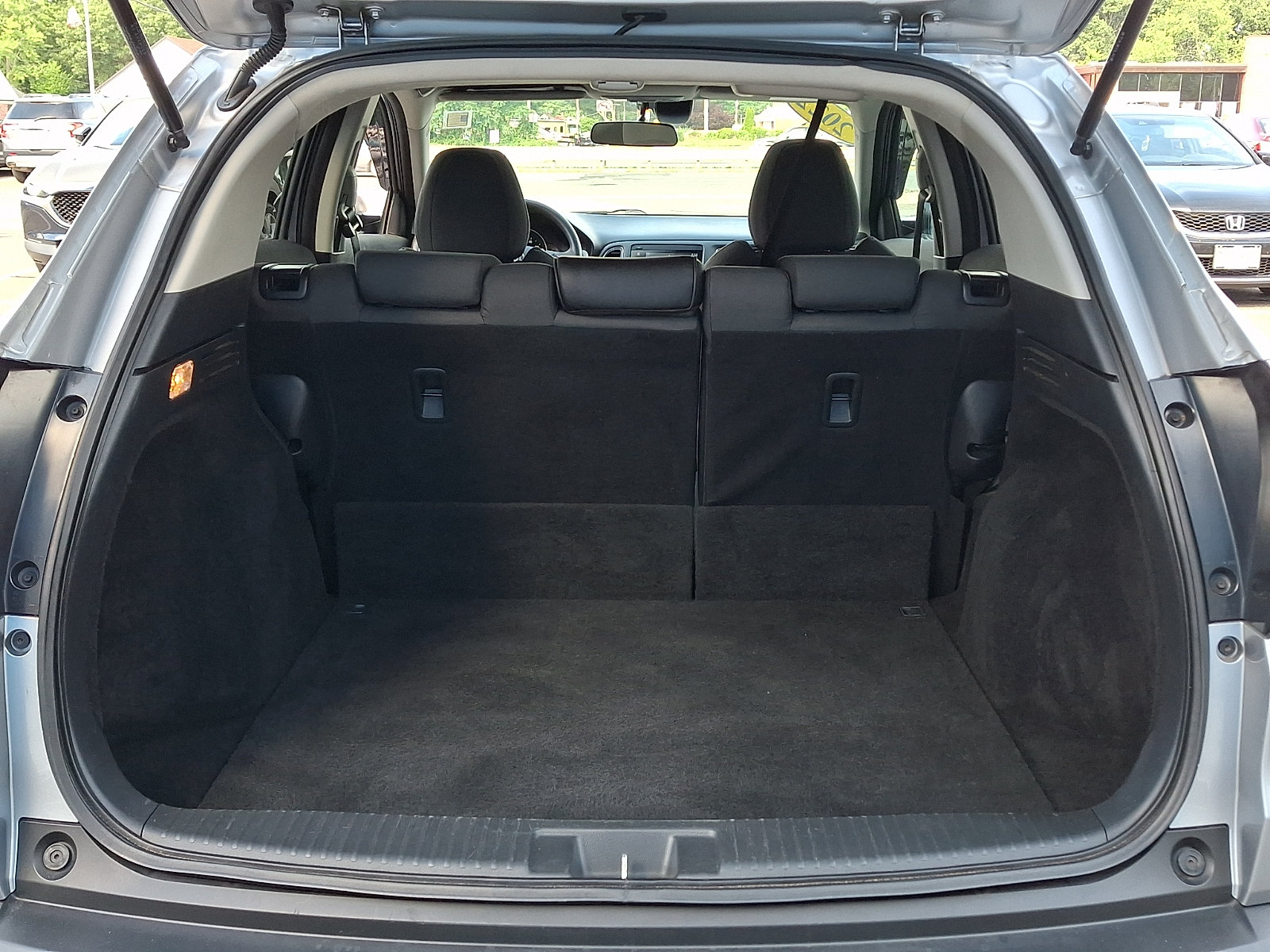 Used 2022 Honda HR-V EX image 27
