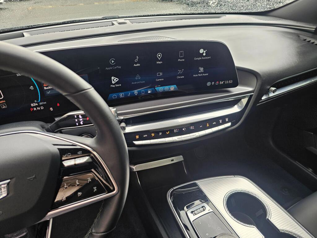 Used 2024 Cadillac Lyriq Tech w/ Driver Assist Package AWD/4WD image 29