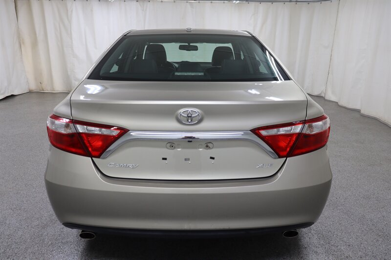 Used 2015 Toyota Camry XLE FWD image 5