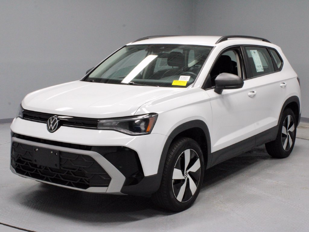 Used 2025 Volkswagen Taos S AWD/4WD image 7