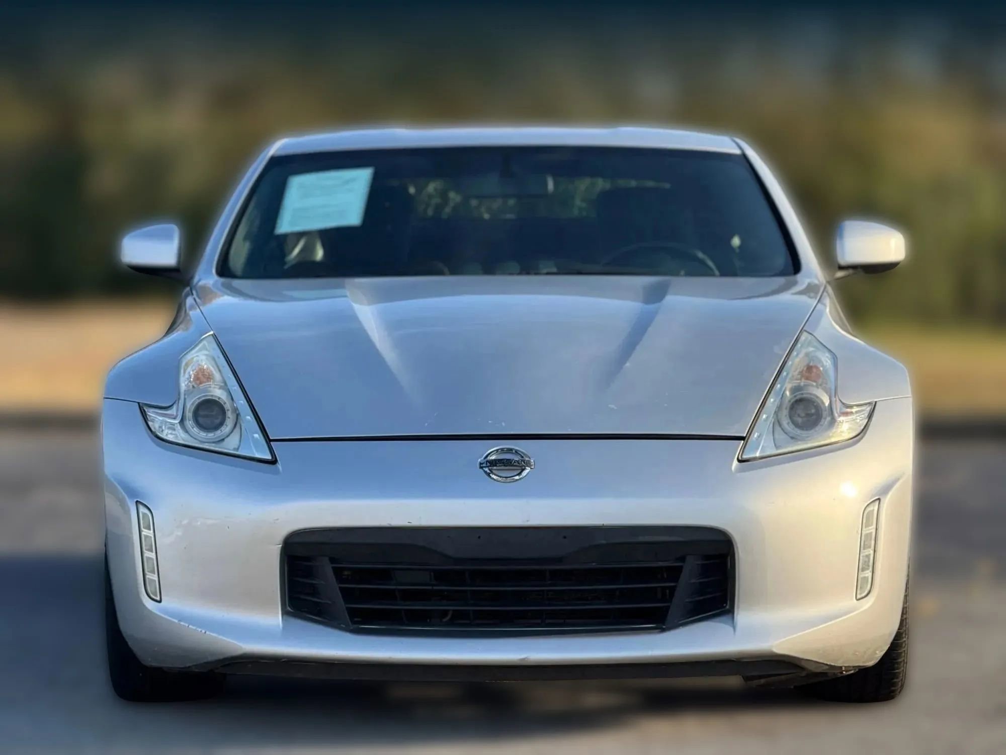 Used 2016 Nissan 370Z Coupe image 4