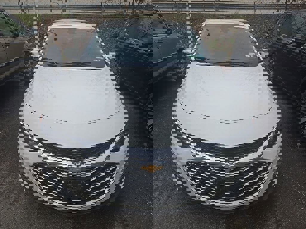 Used 2024 Chevrolet Malibu LT image 9