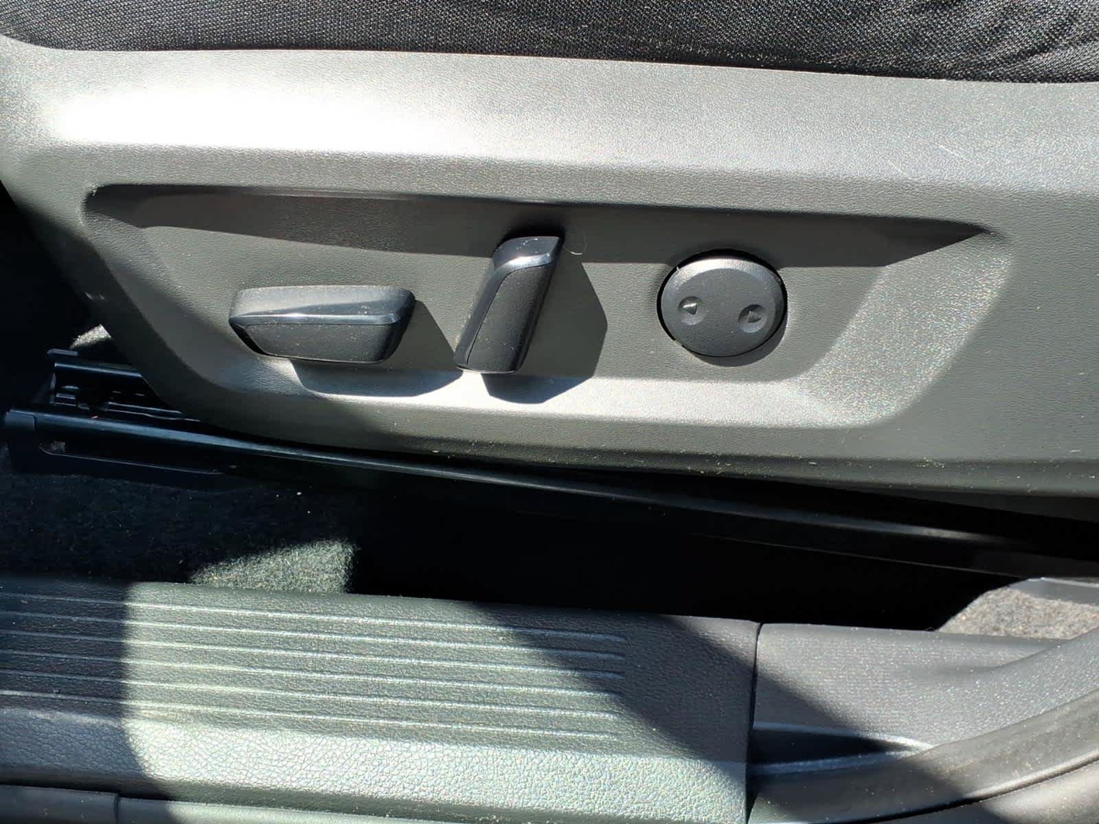 Certified 2021 Nissan Rogue SV AWD/4WD image 17