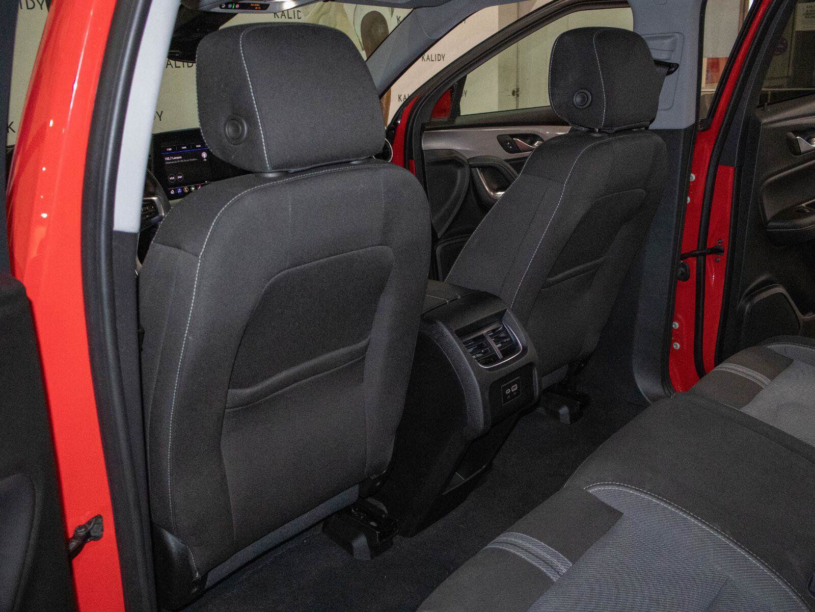 Used 2023 Chevrolet Blazer LT w/ LPO, Floor Liner Package AWD/4WD image 9