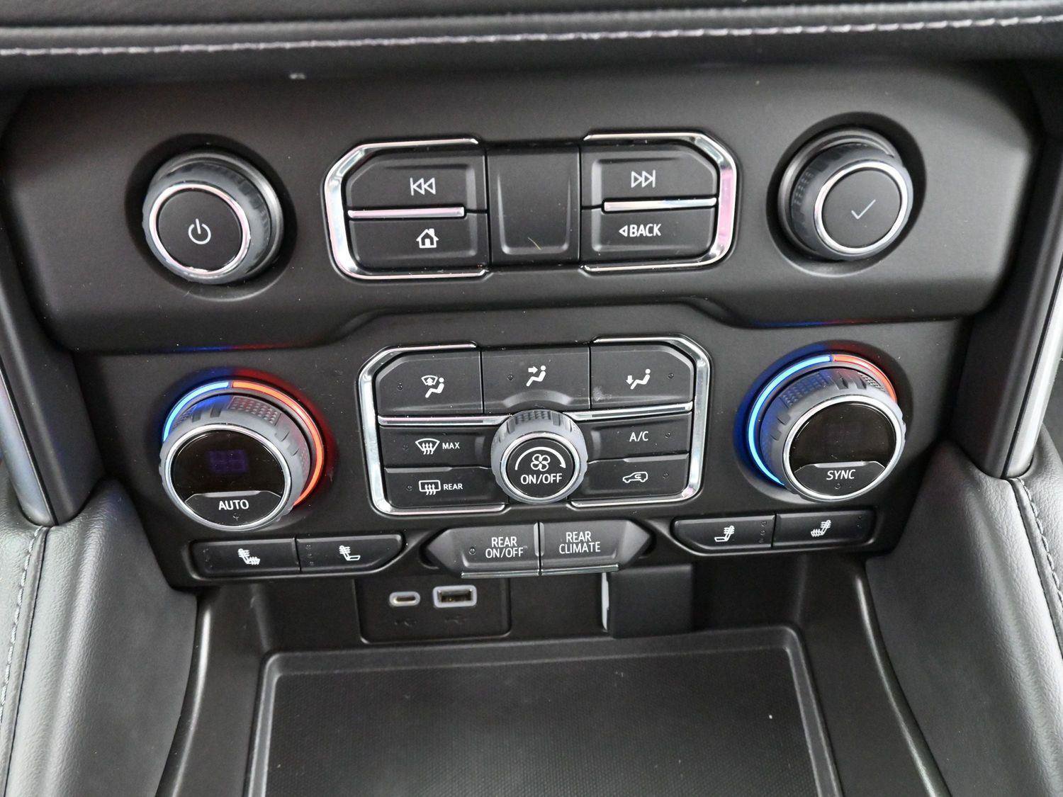 Used 2022 Chevrolet Tahoe Z71 w/ Z71 Off-Road Package image 28