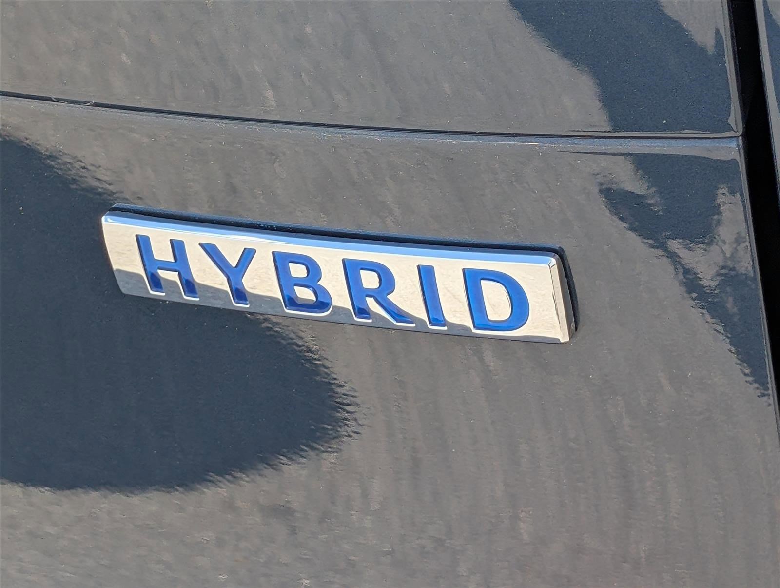 Used 2025 MAZDA CX-50 AWD 2.5 Hybrid w/ Premium Pkg image 9