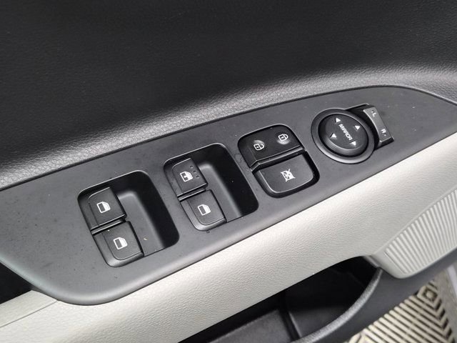 Certified 2023 Kia Rio S w/ Technology Package image 18