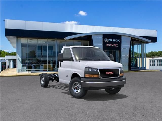 New 2025 GMC Savana 3500 w/ Power Convenience Package RWD image 1