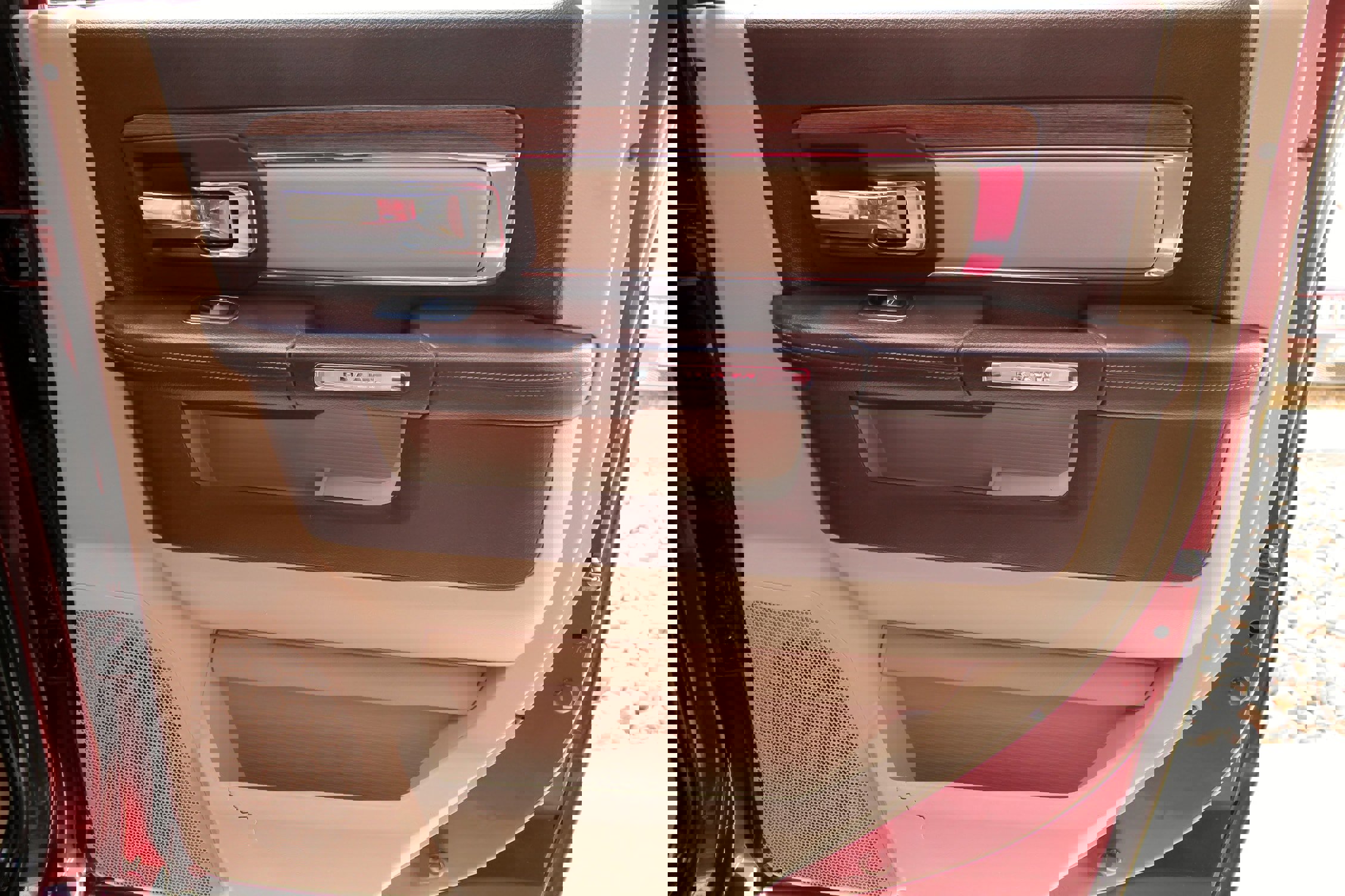 Used 2018 RAM 3500 Laramie image 42