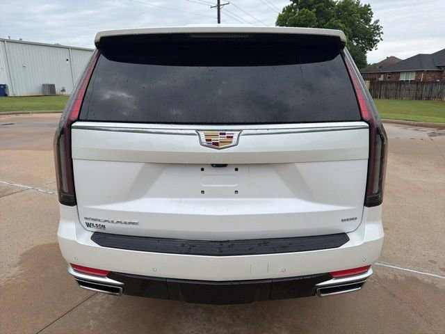 Used 2024 Cadillac Escalade ESV Premium Luxury AWD/4WD image 4