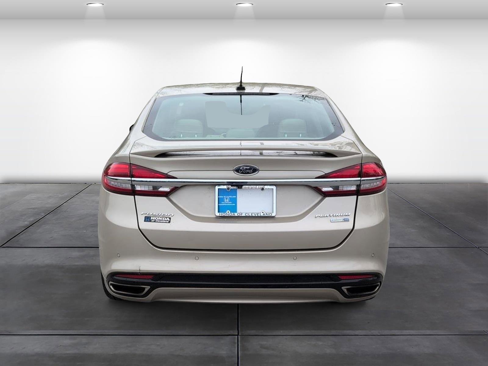 Used 2017 Ford Fusion Platinum AWD/4WD image 7