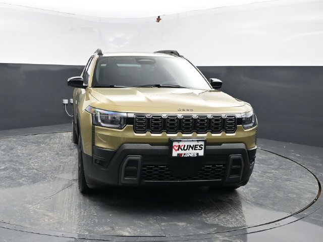 New 2026 Jeep Cherokee Laredo AWD/4WD image 2
