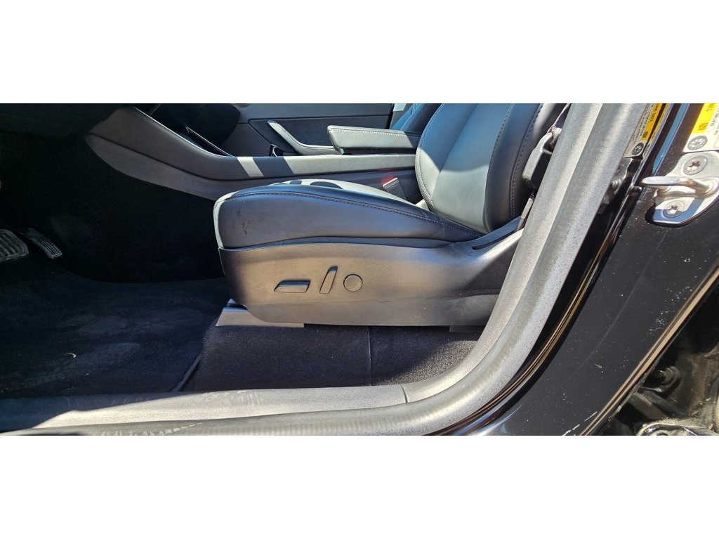 Used 2020 Tesla Model Y Long Range AWD/4WD image 29