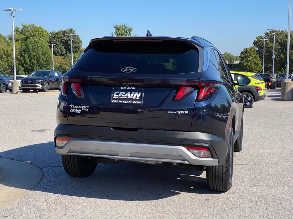 Used 2025 Hyundai Tucson Blue AWD/4WD image 8