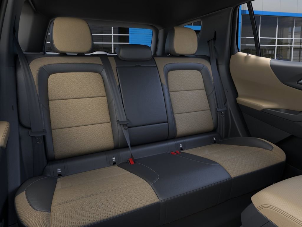 New 2026 Chevrolet Equinox ACTIV w/ Convenience Package III image 18
