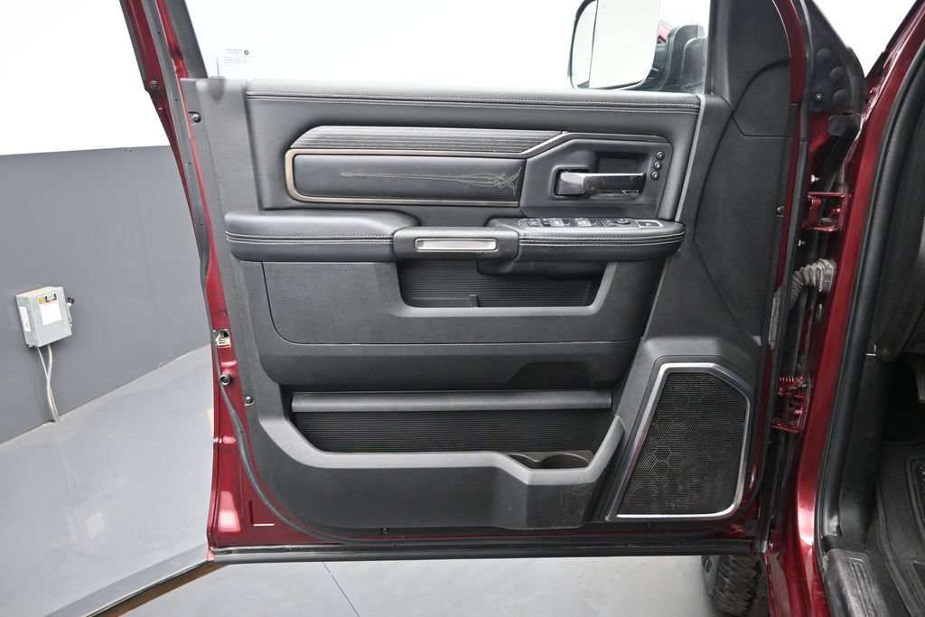 Used 2022 RAM 2500 Limited w/ Towing Technology Group AWD/4WD image 14