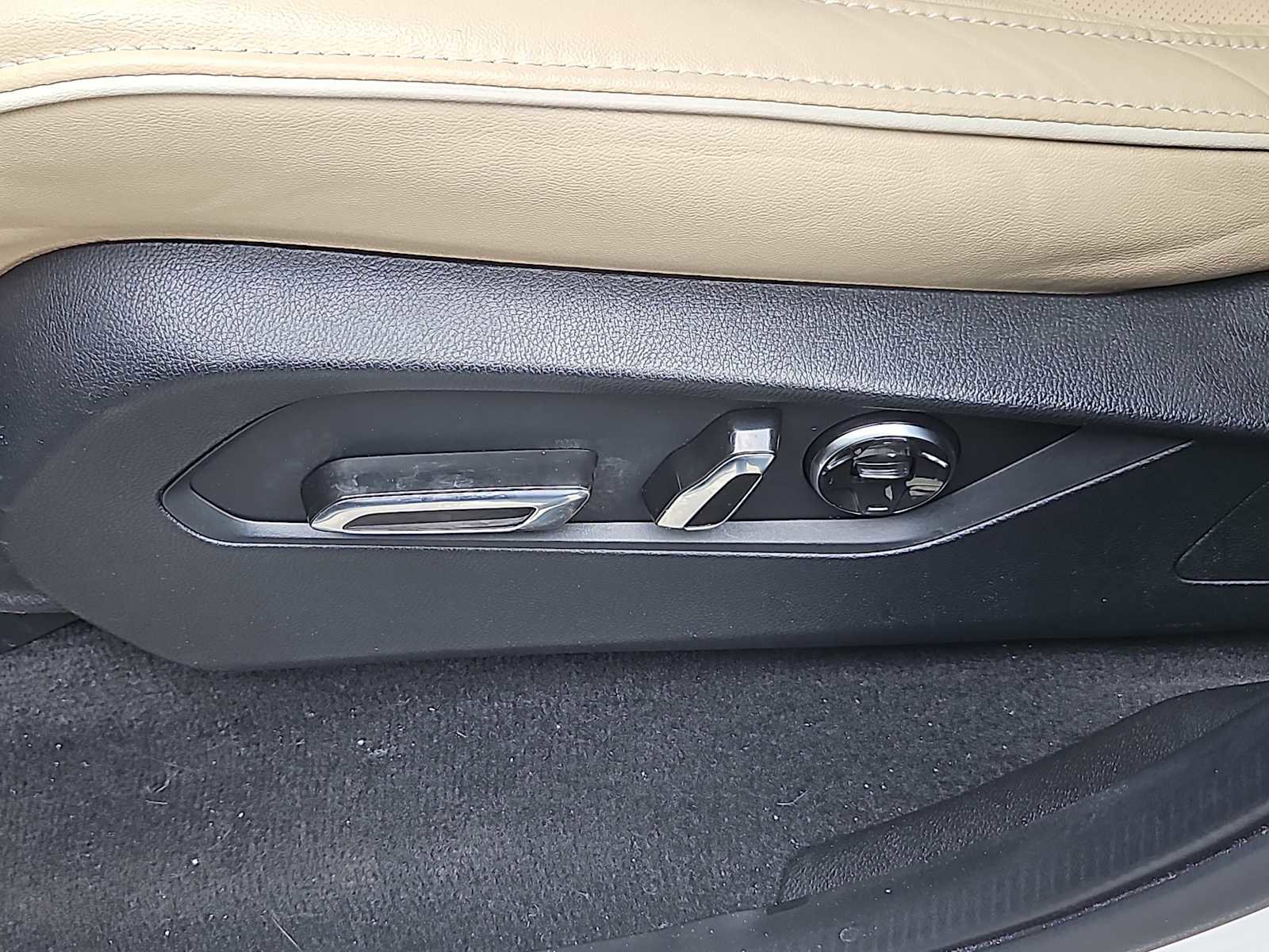 Used 2022 Acura MDX SH-AWD w/ Advance Package image 23