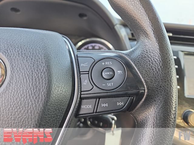 Used 2020 Toyota Camry LE FWD image 9