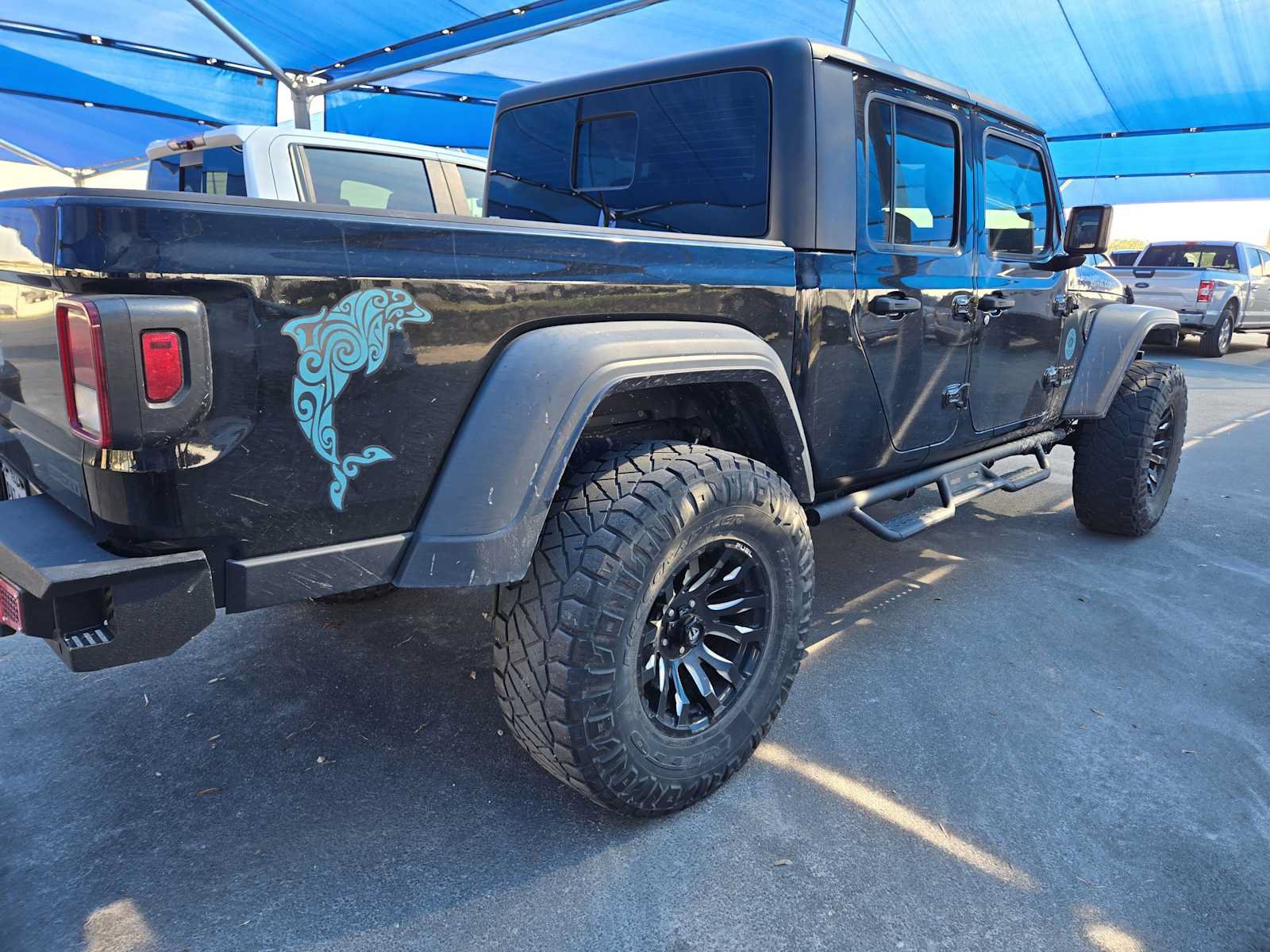 Used 2020 Jeep Gladiator Sport AWD/4WD image 4